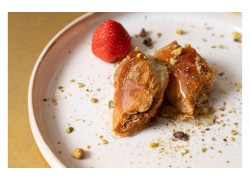Baklawa 2pcs - Boutique Louise